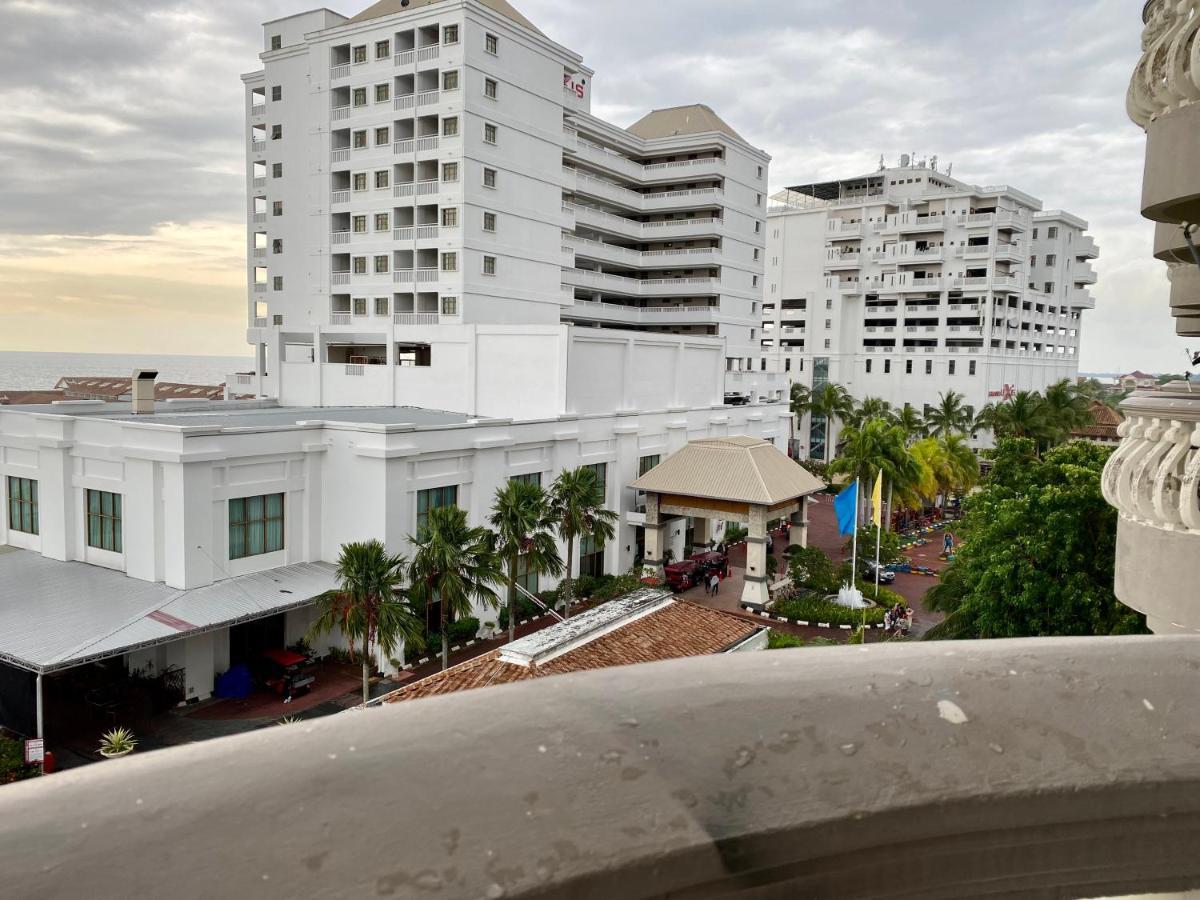 2 Bedroom Port Dickson Seaview Екстериор снимка