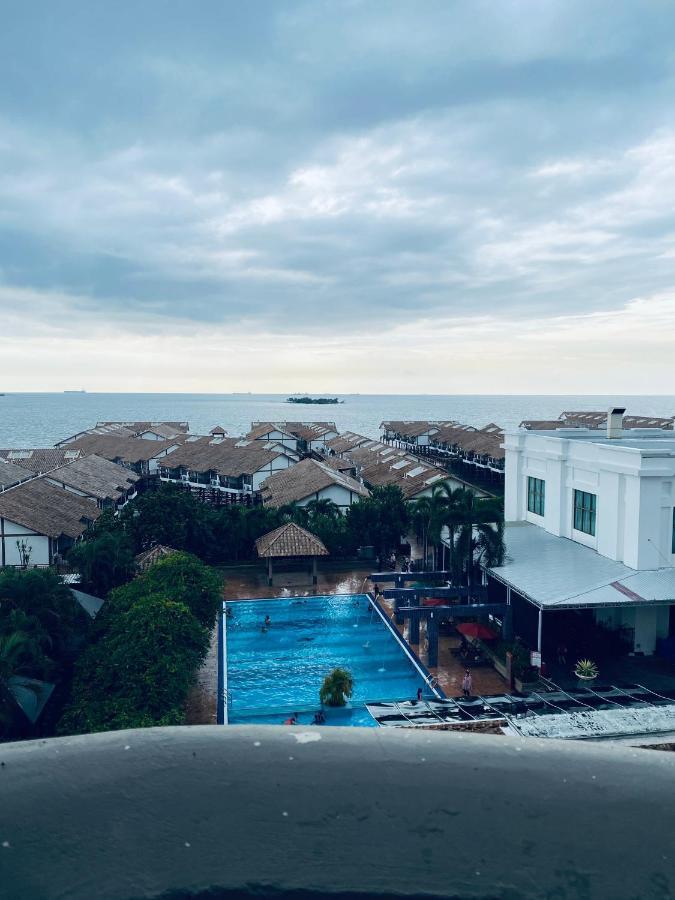 2 Bedroom Port Dickson Seaview Екстериор снимка